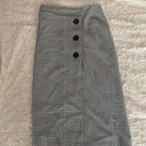 NWT Zara woman button long skirt